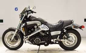 YAMAHA VMAX 2000 2LT