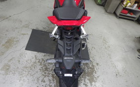 HONDA CBR650R E-Clutch 2025 RH17