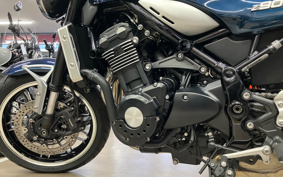 KAWASAKI Z900RS 2022 ZR900C