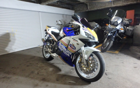 HONDA CBR600RR 2003 PC37