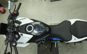 SUZUKI GSX-8S 2023 EM1AA