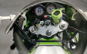 KAWASAKI ZXR750 R ZX750J