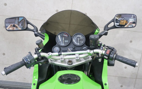 HONDA CB250R MC52