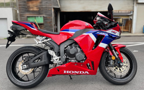 HONDA CBR600RR ABS 2024 PC40
