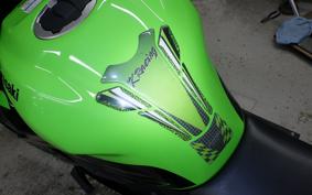 KAWASAKI ZX-25R 2006 ZX250E