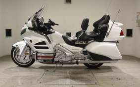 HONDA GL 1800 GOLD WING 2015 SC68