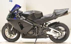 HONDA CBR600RR GEN 2 2005 PC37