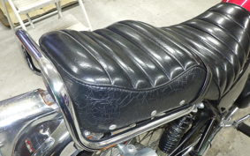 SUZUKI GN125 H