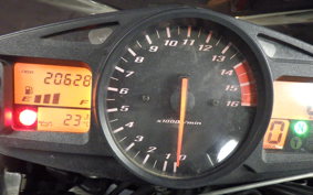 SUZUKI GSR600 2006