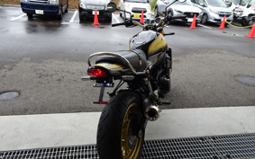 HONDA X4 1999 SC38