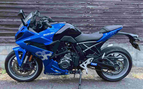 SUZUKI GSX-8R 2024 EM1AA