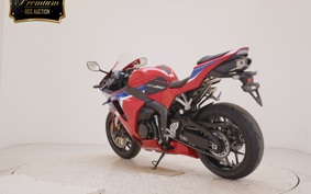 HONDA CBR600RR 2024 PC40