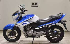 SUZUKI GSR250 2023
