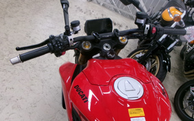 DUCATI STREET FIGHTER V2S 2025 3000