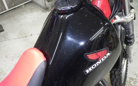 HONDA XLX250R 2011 MD08