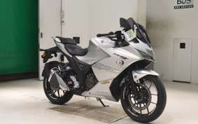 SUZUKI GIXXER 250 SF