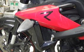 TRIUMPH STREET TRIPLE R 2014