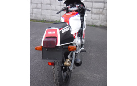 YAMAHA FZR250 2KR