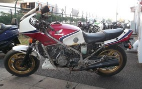 HONDA VF750F 1983 RC15