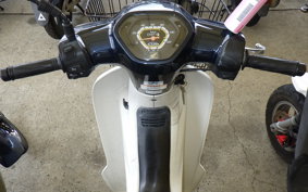 HONDA C110 SUPER CUB JA10