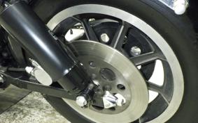 HARLEY XLH883 DELUXE 2011