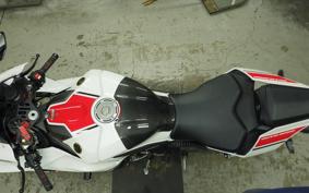 YAMAHA YZF-R1 2023 RN65J