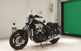 YAMAHA VMAX 2005