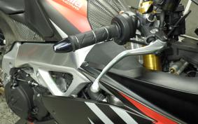 APRILIA RSV4 1100ファクト 2020
