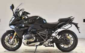 BMW R1250RS 2025