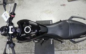 TRIUMPH TRIDENT 660 2025
