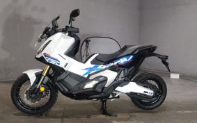 HONDA X-ADV 750 2026 RH21