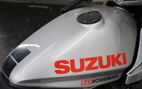 SUZUKI INAZUMA 1200 2000 GV76A
