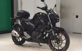 YAMAHA FZ25 1995