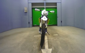 HUSQVARNA 701ED 2016 UET4