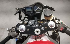 YAMAHA YZF-R1 RN01