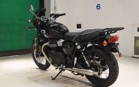 TRIUMPH BONNEVILLE T100 2022