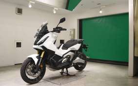 HONDA X-ADV 750 2025 RH21