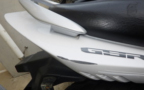 SUZUKI GSR250 2000