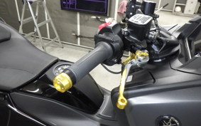 YAMAHA T-MAX 560 T 2026 SJ21J