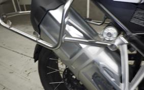 BMW R1200GS ADVENTURE 2014