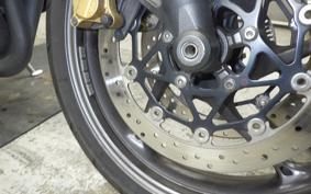 TRIUMPH STREET TRIPLE 85 2015