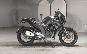 YAMAHA FZ25 RG42