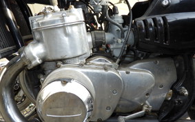 SUZUKI GT750 GT750