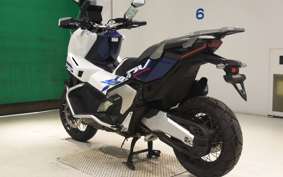 HONDA X-ADV 750 2026 RH21