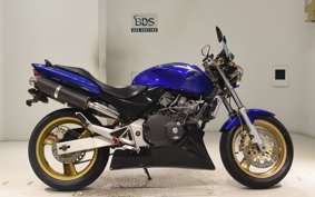 HONDA HORNET 250 MC31