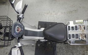 HONDA C50 SUPER CUB 2000 AA04