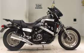 YAMAHA VMAX 2001