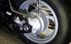 SUZUKI BOULEVARD 400 2013 VK57A