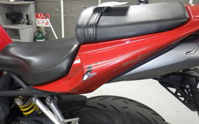 TRIUMPH DAYTONA 675 2009