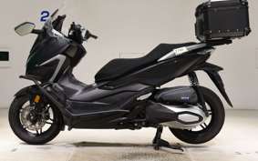 HONDA FORZA 250 MF15